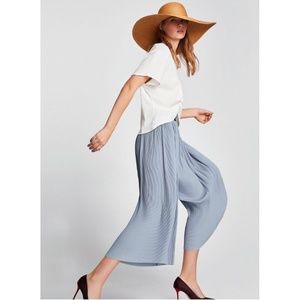 NWT ZARA Light Blue Pleated Trouser Culottes